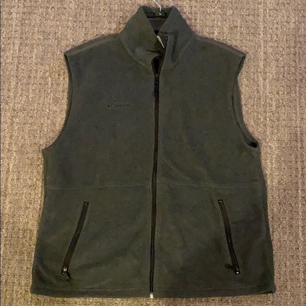 Grey Columbia vest
